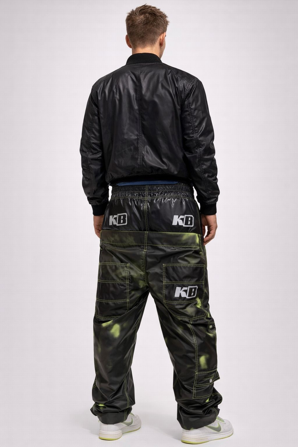 𝗣𝗦𝗬𝗖𝗛𝗘 𝗜𝗡𝗙𝗘𝗥𝗡𝗢 𝗝𝗘𝗔𝗡𝗦